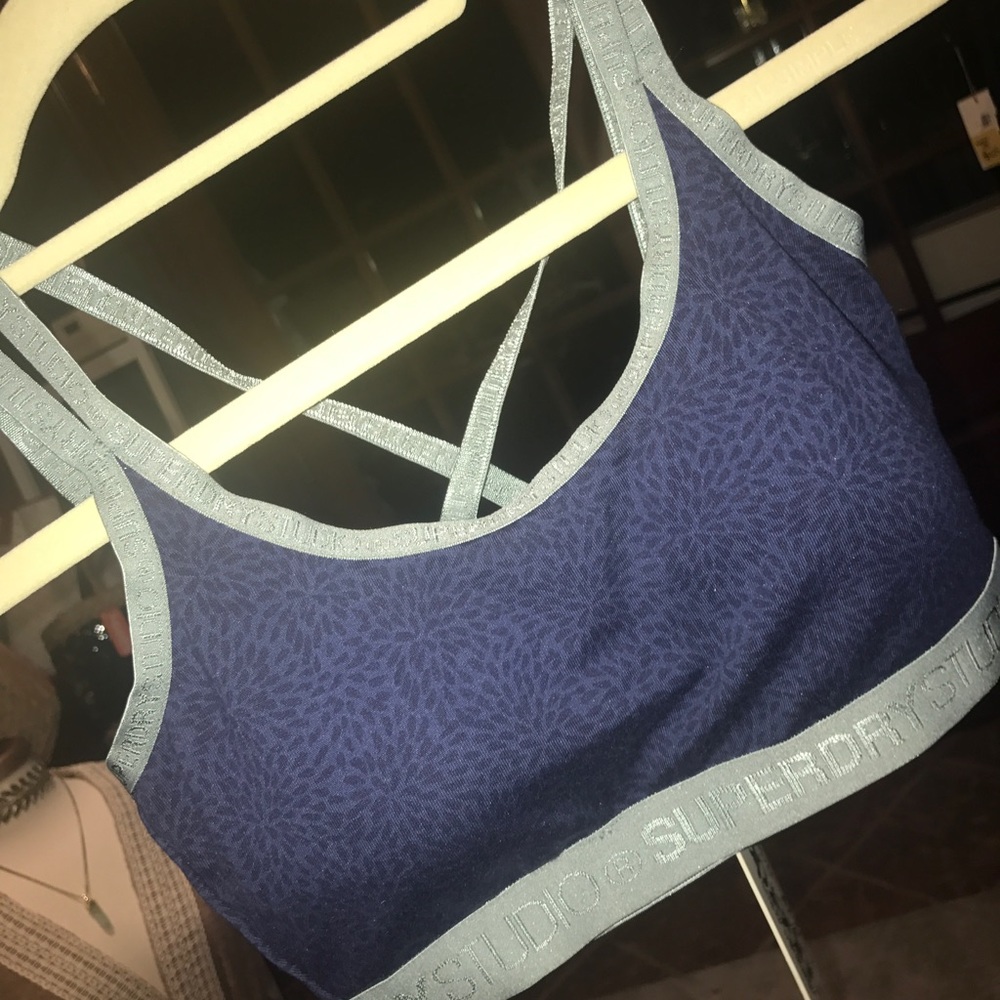 NWT Superdry sports bra